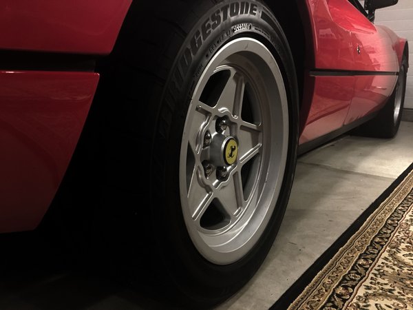1983 Ferrari 308 GTS QV rear wheel viewed from a slight angle.JPG